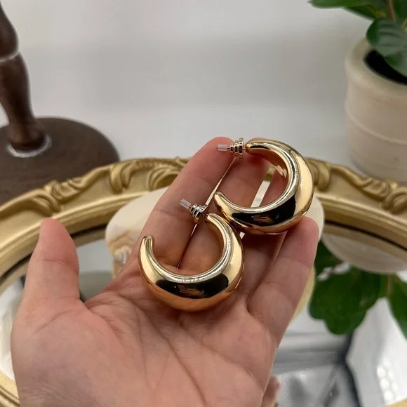 Gold Chunky Crescent Hoop Earrings – Statement Jewelry - Picture 7 of 8